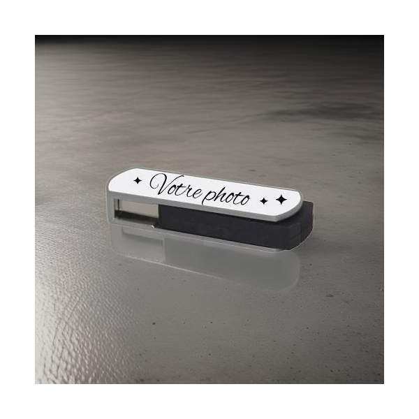Clé usb, mémoire 8 GO, à personnaliser, pré commande délai 8 à 10 jours